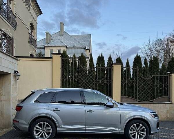 Сірий Ауді Ку 7, об'ємом двигуна 3 л та пробігом 4 тис. км за 79000 $, фото 1 на Automoto.ua