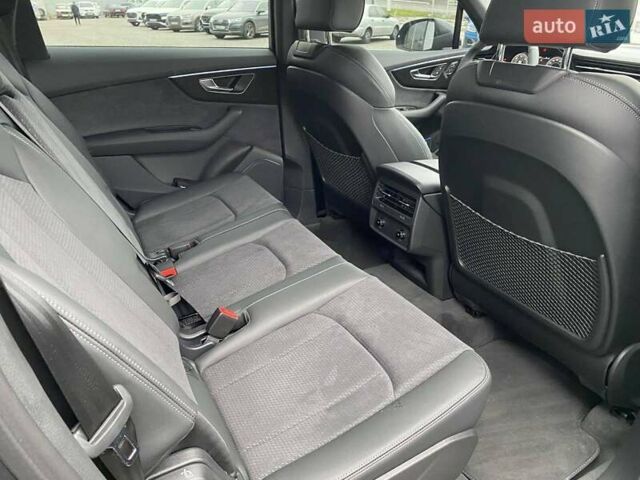 Сірий Ауді Ку 7, об'ємом двигуна 2.97 л та пробігом 1 тис. км за 91797 $, фото 25 на Automoto.ua