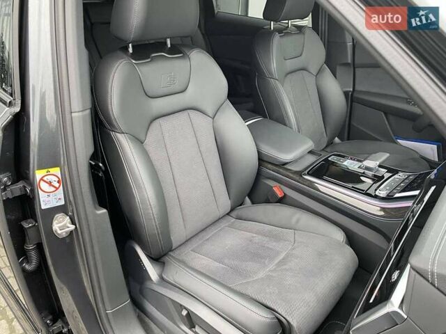 Сірий Ауді Ку 7, об'ємом двигуна 2.97 л та пробігом 1 тис. км за 91797 $, фото 27 на Automoto.ua