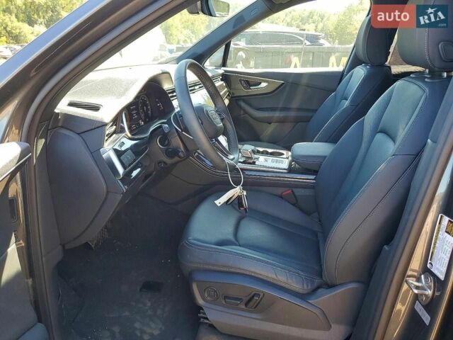 Серый Ауди Ку 7, объемом двигателя 0 л и пробегом 29 тыс. км за 18000 $, фото 6 на Automoto.ua