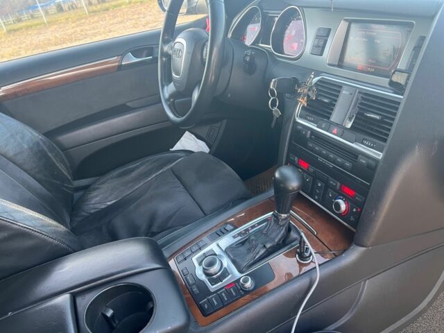 Синій Ауді Ку 7, об'ємом двигуна 3 л та пробігом 362 тис. км за 9100 $, фото 5 на Automoto.ua