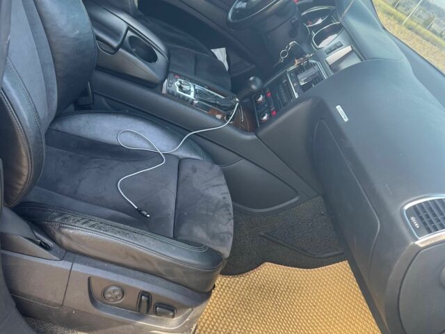 Синій Ауді Ку 7, об'ємом двигуна 3 л та пробігом 362 тис. км за 9100 $, фото 4 на Automoto.ua