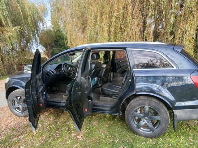Синий Ауди Ку 7, объемом двигателя 4.2 л и пробегом 380 тыс. км за 7800 $, фото 3 на Automoto.ua