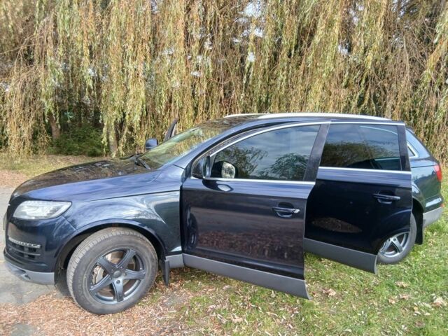 Синий Ауди Ку 7, объемом двигателя 4.2 л и пробегом 380 тыс. км за 7800 $, фото 2 на Automoto.ua