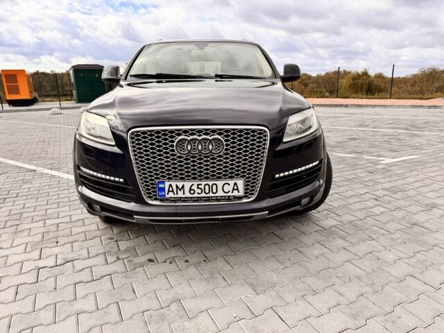 Синій Ауді Ку 7, об'ємом двигуна 4.2 л та пробігом 264 тис. км за 8500 $, фото 2 на Automoto.ua