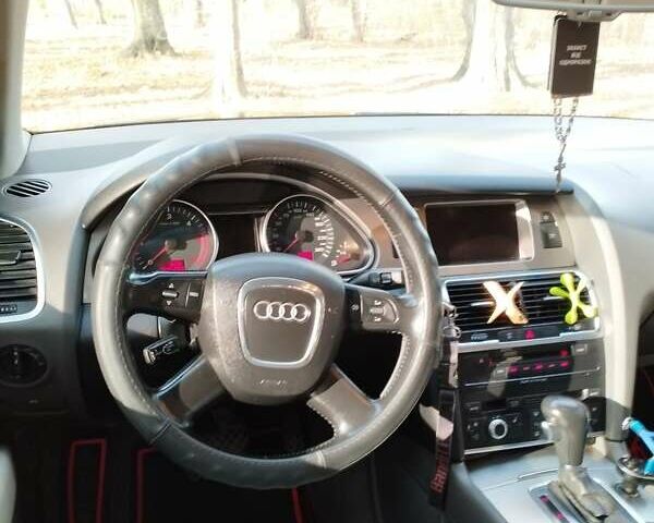 Синий Ауди Ку 7, объемом двигателя 3 л и пробегом 303 тыс. км за 10800 $, фото 11 на Automoto.ua