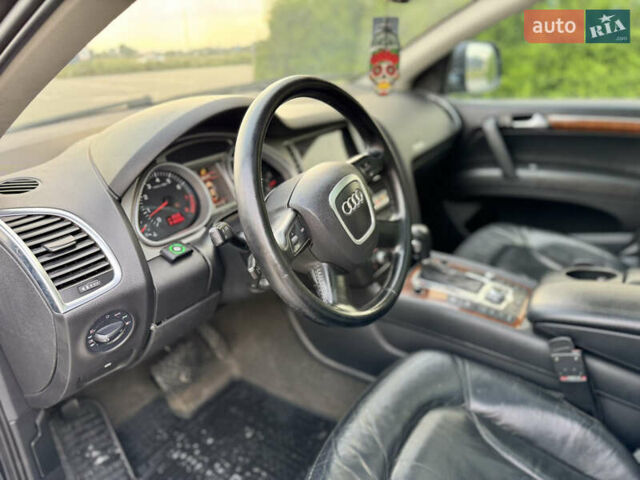 Синій Ауді Ку 7, об'ємом двигуна 4.16 л та пробігом 264 тис. км за 8500 $, фото 13 на Automoto.ua