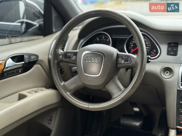 Синій Ауді Ку 7, об'ємом двигуна 3 л та пробігом 319 тис. км за 11799 $, фото 24 на Automoto.ua
