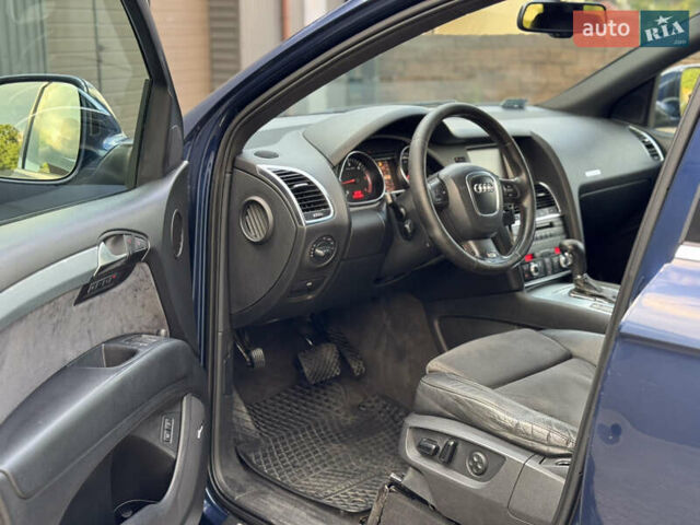 Синий Ауди Ку 7, объемом двигателя 3 л и пробегом 403 тыс. км за 7440 $, фото 15 на Automoto.ua