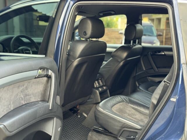 Синий Ауди Ку 7, объемом двигателя 3 л и пробегом 403 тыс. км за 7900 $, фото 18 на Automoto.ua