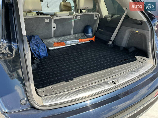 Ауди Ку 7 2010 в Виннице на Automoto.ua Синий Ауди Ку 7, объемом двигателя 3 л и пробегом 299 тыс. км за 17800 $, фото 6 на Automoto.ua