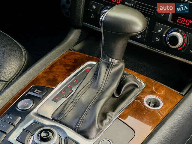 Синій Ауді Ку 7, об'ємом двигуна 2.97 л та пробігом 288 тис. км за 19999 $, фото 36 на Automoto.ua