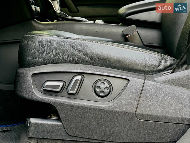 Синій Ауді Ку 7, об'ємом двигуна 2.97 л та пробігом 288 тис. км за 19999 $, фото 17 на Automoto.ua