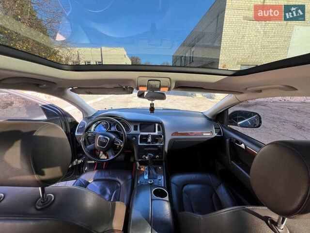 Ауді Ку 7 2010 у Обухове на Automoto.ua Синій Ауді Ку 7, об'ємом двигуна 3 л та пробігом 259 тис. км за 12000 $, фото 10 на Automoto.ua