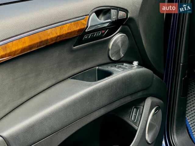 Синій Ауді Ку 7, об'ємом двигуна 2.97 л та пробігом 288 тис. км за 19999 $, фото 13 на Automoto.ua