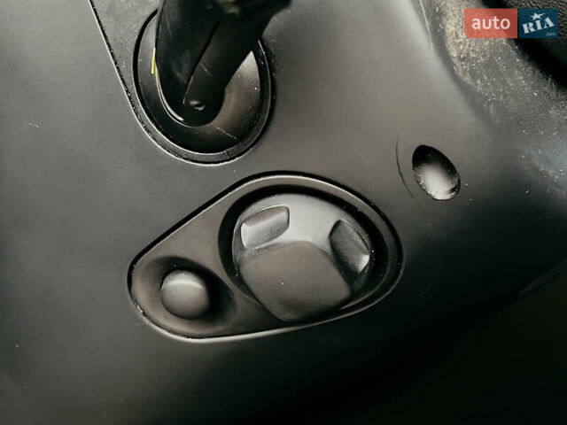 Синій Ауді Ку 7, об'ємом двигуна 2.97 л та пробігом 288 тис. км за 19999 $, фото 28 на Automoto.ua