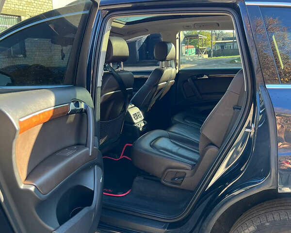 Ауді Ку 7 2010 у Обухове на Automoto.ua Синій Ауді Ку 7, об'ємом двигуна 3 л та пробігом 259 тис. км за 12000 $, фото 5 на Automoto.ua