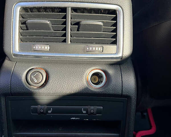 Ауді Ку 7 2010 у Обухове на Automoto.ua Синій Ауді Ку 7, об'ємом двигуна 3 л та пробігом 259 тис. км за 12000 $, фото 14 на Automoto.ua