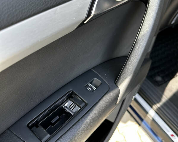 Ауди Ку 7 2011 в Львове на Automoto.ua Синий Ауди Ку 7, объемом двигателя 2.97 л и пробегом 295 тыс. км за 16500 $, фото 29 на Automoto.ua