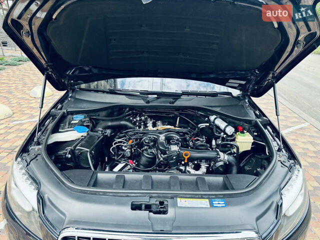 Синий Ауди Ку 7, объемом двигателя 2.97 л и пробегом 258 тыс. км за 19999 $, фото 20 на Automoto.ua