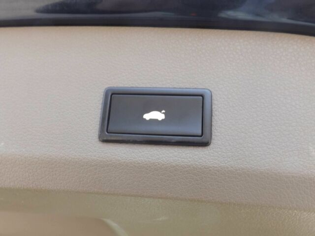 Синий Ауди Ку 7, объемом двигателя 4.2 л и пробегом 307 тыс. км за 18999 $, фото 6 на Automoto.ua