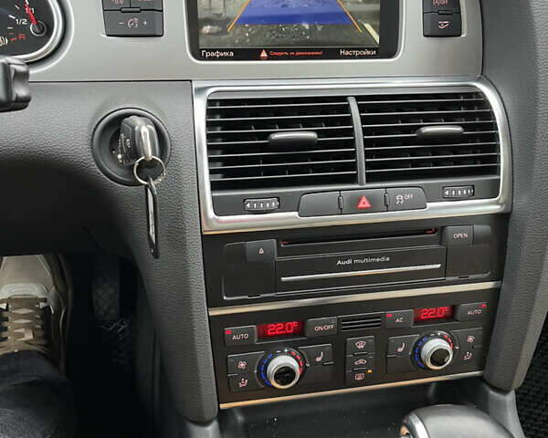 Синій Ауді Ку 7, об'ємом двигуна 3 л та пробігом 194 тис. км за 23800 $, фото 3 на Automoto.ua