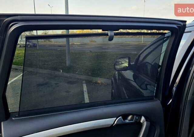 Синий Ауди Ку 7, объемом двигателя 3 л и пробегом 200 тыс. км за 18500 $, фото 48 на Automoto.ua