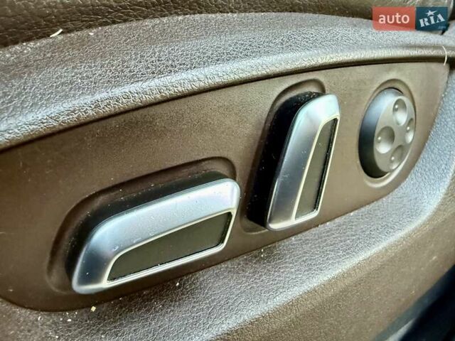 Ауди Ку 7 2012 в Одессе на Automoto.ua Синий Ауди Ку 7, объемом двигателя 3 л и пробегом 203 тыс. км за 13400 $, фото 55 на Automoto.ua