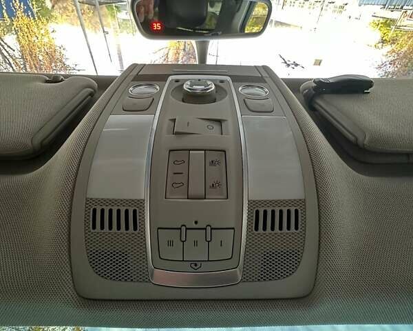 Синий Ауди Ку 7, объемом двигателя 3 л и пробегом 290 тыс. км за 11500 $, фото 17 на Automoto.ua