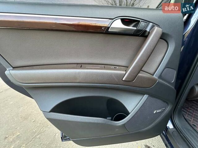 Синий Ауди Ку 7, объемом двигателя 3 л и пробегом 290 тыс. км за 10000 $, фото 14 на Automoto.ua