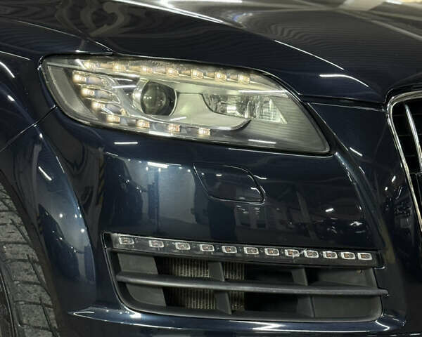 Синій Ауді Ку 7, об'ємом двигуна 3 л та пробігом 215 тис. км за 14700 $, фото 5 на Automoto.ua