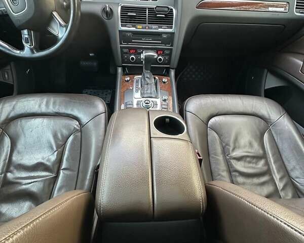 Синий Ауди Ку 7, объемом двигателя 3 л и пробегом 290 тыс. км за 11500 $, фото 15 на Automoto.ua