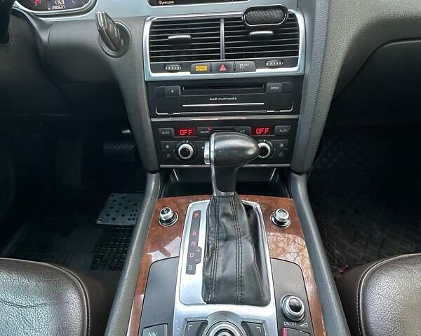 Синий Ауди Ку 7, объемом двигателя 3 л и пробегом 290 тыс. км за 11500 $, фото 16 на Automoto.ua