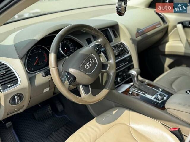 Ауди Ку 7 2013 в Киеве на Automoto.ua Синий Ауди Ку 7, объемом двигателя 3 л и пробегом 299 тыс. км за 15900 $, фото 9 на Automoto.ua