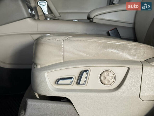 Синий Ауди Ку 7, объемом двигателя 3 л и пробегом 304 тыс. км за 15950 $, фото 31 на Automoto.ua