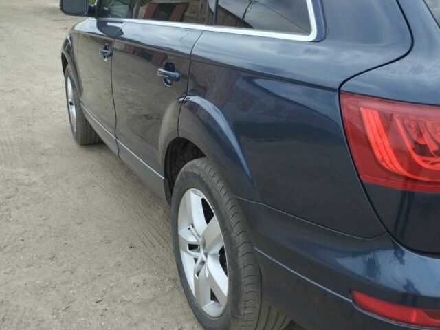 Синий Ауди Ку 7, объемом двигателя 3 л и пробегом 270 тыс. км за 16000 $, фото 7 на Automoto.ua