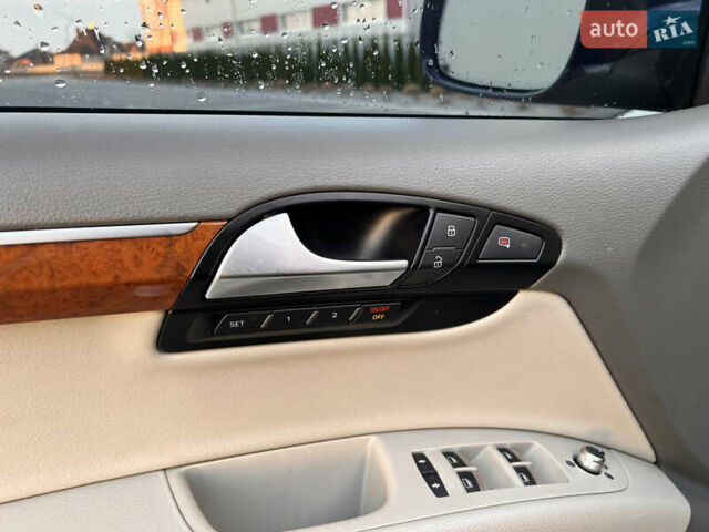 Синій Ауді Ку 7, об'ємом двигуна 3 л та пробігом 142 тис. км за 13800 $, фото 19 на Automoto.ua