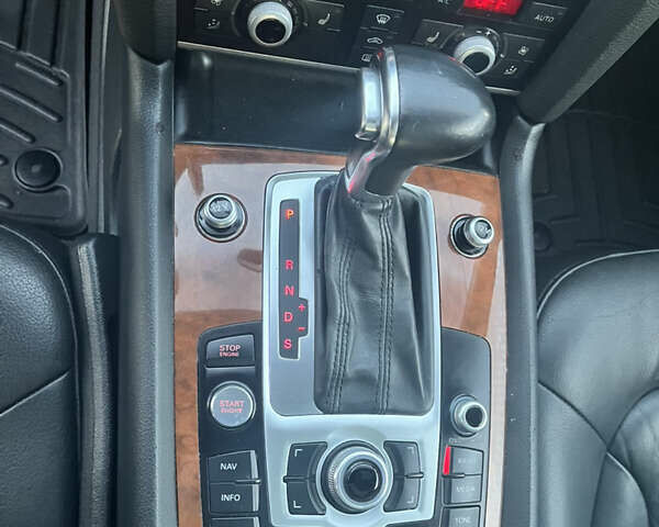 Синий Ауди Ку 7, объемом двигателя 2.97 л и пробегом 211 тыс. км за 19800 $, фото 37 на Automoto.ua