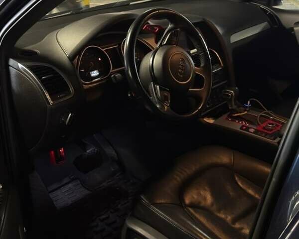 Синій Ауді Ку 7, об'ємом двигуна 3 л та пробігом 215 тис. км за 16800 $, фото 7 на Automoto.ua