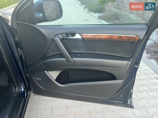 Синий Ауди Ку 7, объемом двигателя 2.97 л и пробегом 211 тыс. км за 19800 $, фото 16 на Automoto.ua