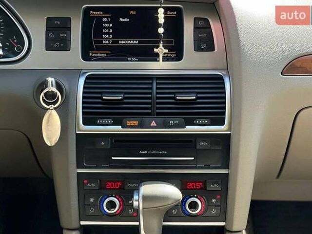 Синий Ауди Ку 7, объемом двигателя 2.97 л и пробегом 260 тыс. км за 18000 $, фото 19 на Automoto.ua