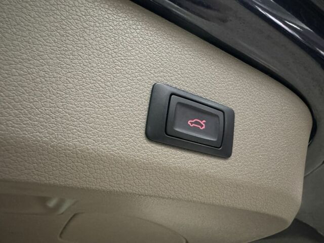 Синий Ауди Ку 7, объемом двигателя 3 л и пробегом 189 тыс. км за 15700 $, фото 9 на Automoto.ua