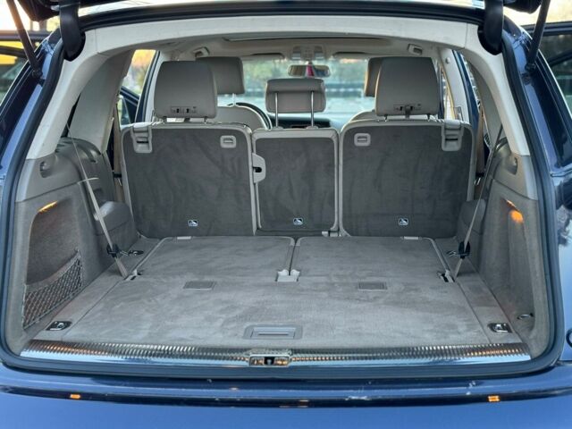 Синий Ауди Ку 7, объемом двигателя 3 л и пробегом 146 тыс. км за 15800 $, фото 23 на Automoto.ua