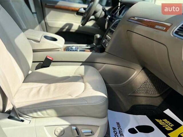 Синий Ауди Ку 7, объемом двигателя 2.97 л и пробегом 260 тыс. км за 18000 $, фото 20 на Automoto.ua