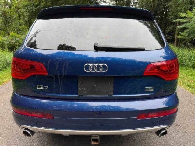 Синий Ауди Ку 7, объемом двигателя 3 л и пробегом 110 тыс. км за 9000 $, фото 5 на Automoto.ua