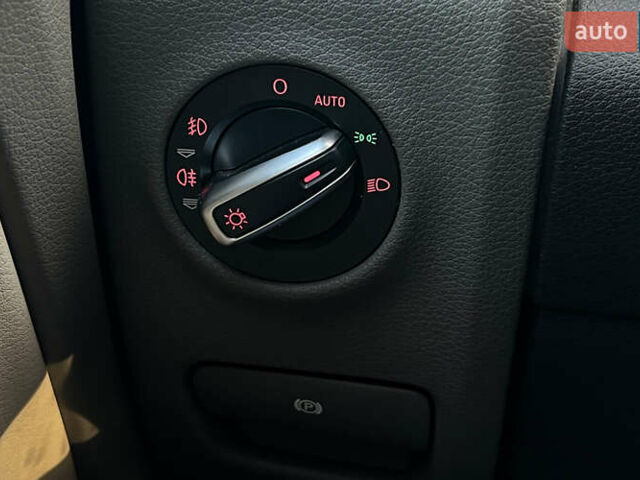 Синий Ауди Ку 7, объемом двигателя 2.97 л и пробегом 254 тыс. км за 20500 $, фото 17 на Automoto.ua