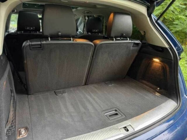 Синий Ауди Ку 7, объемом двигателя 3 л и пробегом 110 тыс. км за 9000 $, фото 13 на Automoto.ua