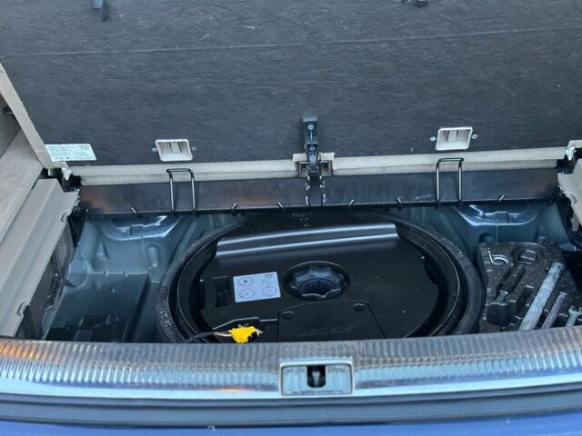 Синий Ауди Ку 7, объемом двигателя 3 л и пробегом 146 тыс. км за 15800 $, фото 24 на Automoto.ua