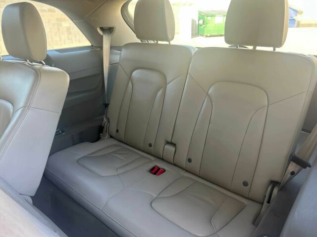 Синій Ауді Ку 7, об'ємом двигуна 3 л та пробігом 85 тис. км за 3400 $, фото 13 на Automoto.ua