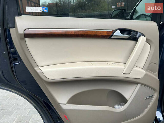 Ауди Ку 7 2014 в Черновцах на Automoto.ua Синий Ауди Ку 7, объемом двигателя 3 л и пробегом 176 тыс. км за 17500 $, фото 14 на Automoto.ua